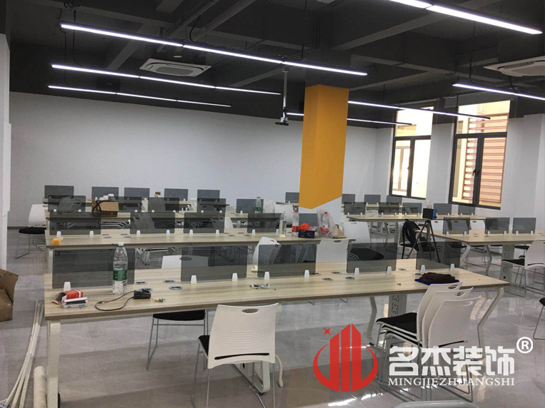 °ì¹«ÊÒ×°ÐÞ